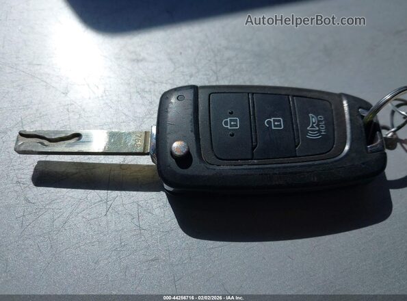 5NMS1DAJ2PH565025 2023 HYUNDAI SANTA FE Красный Вид панели приборов