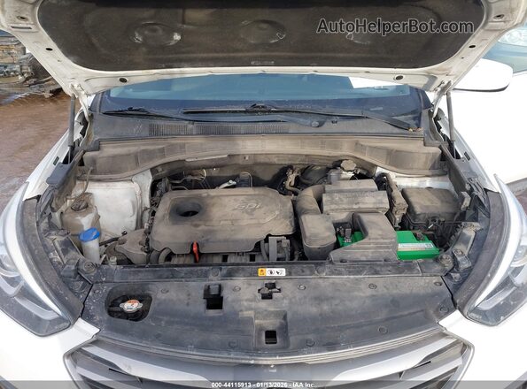 5NMZTDLB5JH080495 2018 HYUNDAI SANTA FE SPORT Белый Вид сзади