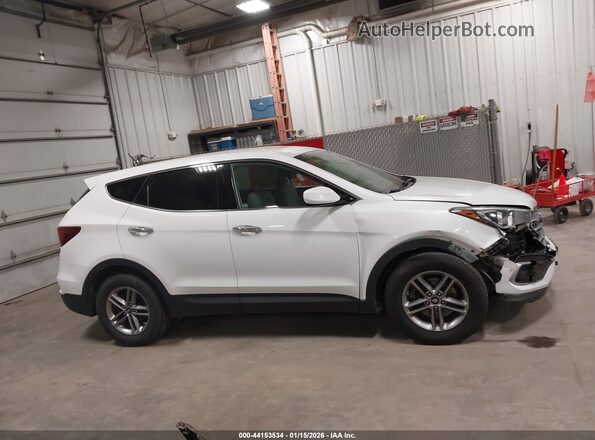 5NMZTDLB6JH107901 2018 HYUNDAI SANTA FE SPORT Белый Вид задней части салона