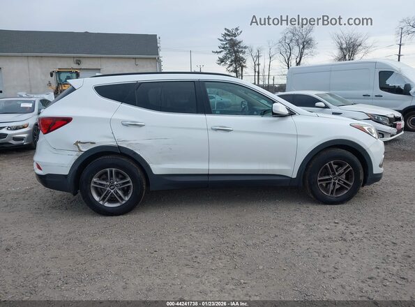 5NMZUDLB0HH007591 2017 HYUNDAI SANTA FE SPORT Белый Вид задней части салона