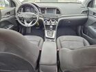 2019 Hyundai Elantra Se White vin: 5NPD74LF5KH440130