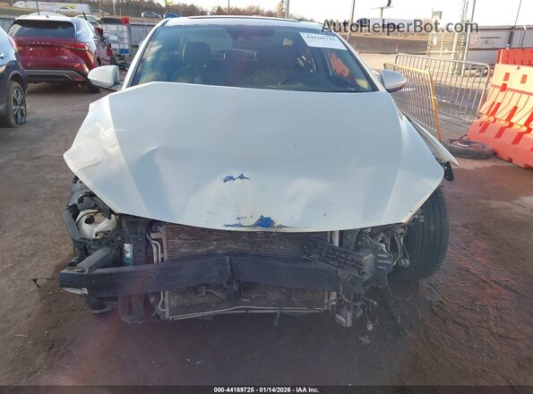5NPD84LF0HH068993 2017 HYUNDAI ELANTRA Silver Vista interior trasera