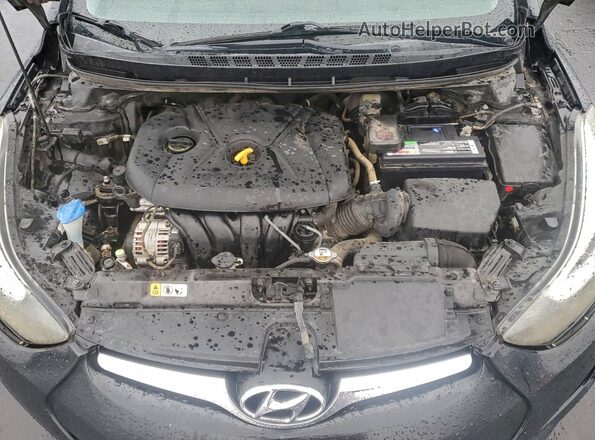 5NPDH4AE3GH711121 2016 HYUNDAI ELANTRA Black Rear interior view