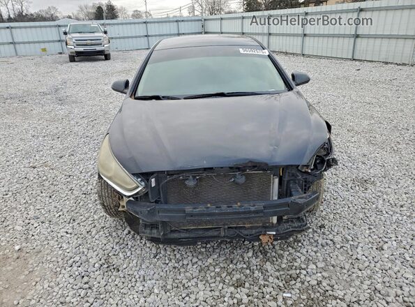 5NPE24AF5JH630904 2018 HYUNDAI SONATA Черный Вид спереди