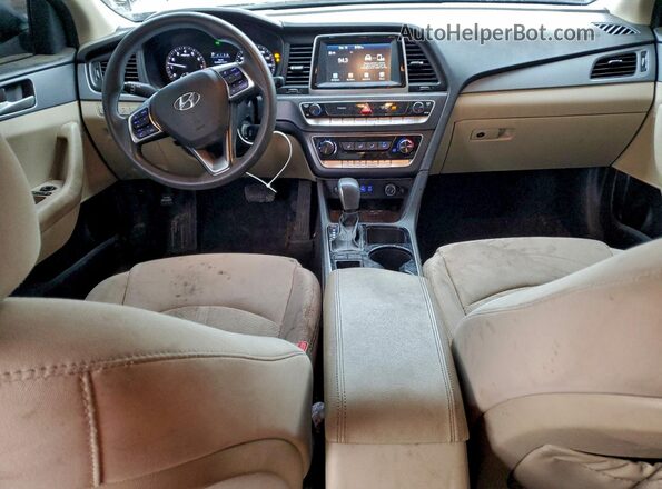 5NPE24AF5JH630904 2018 HYUNDAI SONATA Черный Вид панели приборов