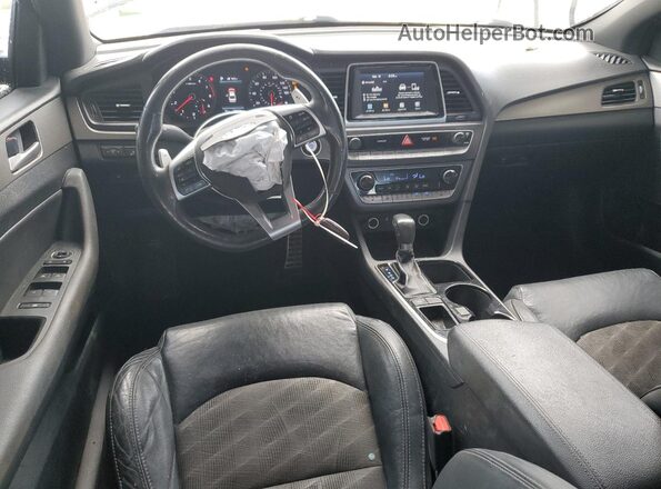 5NPE34AF5KH735652 2019 HYUNDAI SONATA Черный Вид панели приборов