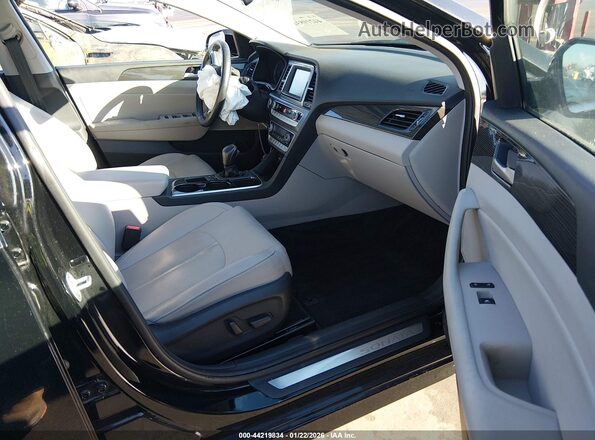 5NPE34AF7JH626463 2018 HYUNDAI SONATA Black Front interior view