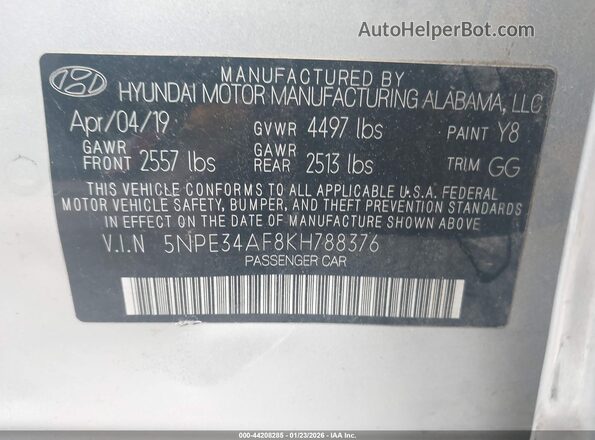 5NPE34AF8KH788376 2019 HYUNDAI SONATA Silver Widok komory silnika