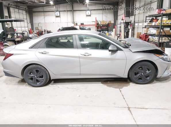 5NPLM4AG2PH114888 2023 HYUNDAI ELANTRA Серебряный Панорамный вид салона 360°