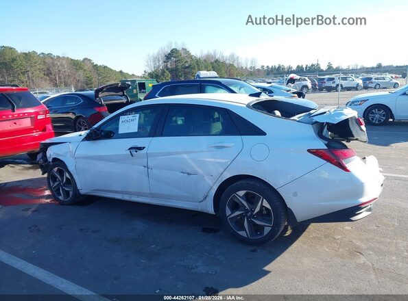 5NPLS4AG2PH115013 2023 HYUNDAI ELANTRA Белый 