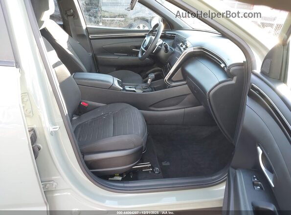 5NTJDDAF9PH077161 2023 HYUNDAI SANTA CRUZ Green Widok wnętrza z przodu