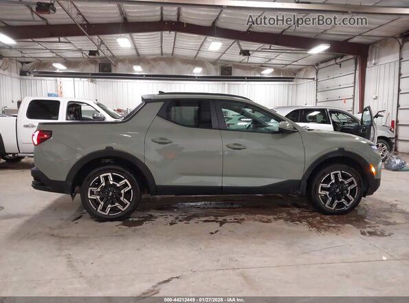 5NTJEDDFXSH152113 2025 HYUNDAI SANTA CRUZ Green Rear interior view