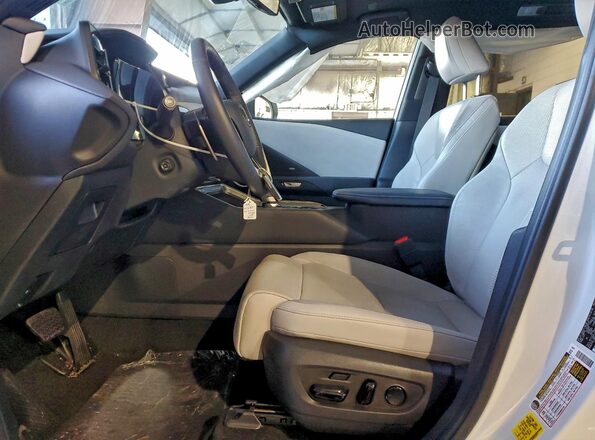 5TDAAAB65SS035576 2025 LEXUS TX Белый Вид салона спереди