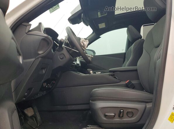 5TDAAAB66RS017405 2024 LEXUS TX Белый Вид салона спереди