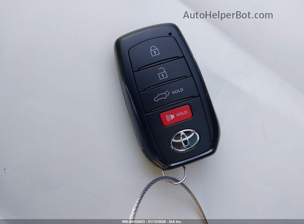 5TDADAB50SS024998 2025 TOYOTA HIGHLANDER HYBRID Red Вид панелі приладів