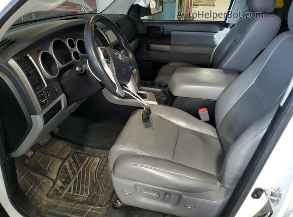 5TDBW5G11HS150758 2017 TOYOTA SEQUOIA White Vista interior delantera