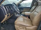 2016 Toyota Sequoia Sr5 Серый vin: 5TDBY5G12GS145643
