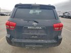 2016 Toyota Sequoia Sr5 Серый vin: 5TDBY5G12GS145643