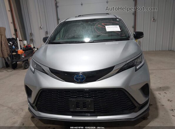 5TDCSKFC4PS083444 2023 TOYOTA SIENNA Silver Вид щитка приладів