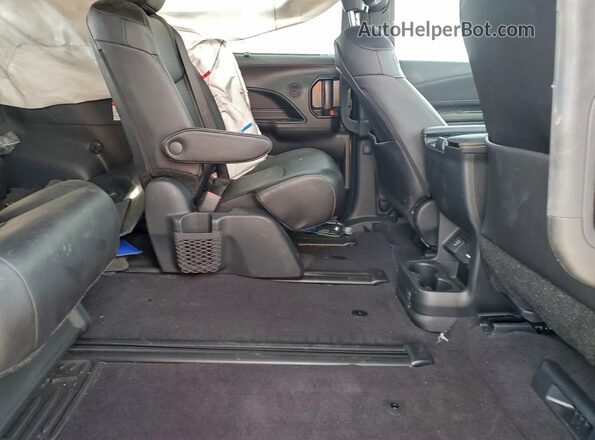 5TDCSKFC9SS180812 2025 TOYOTA SIENNA Black უკანა სავარძლების ხედი
