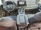 2024 Toyota Sienna Xse Black vin: 5TDCSKFCXRS117549