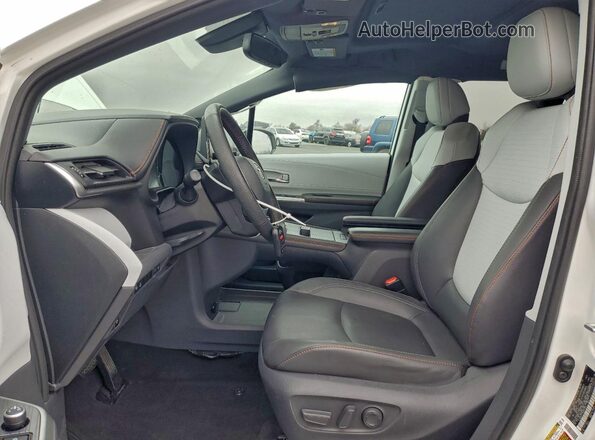 5TDDSKFC1MS004165 2021 TOYOTA SIENNA Белый Вид салона спереди