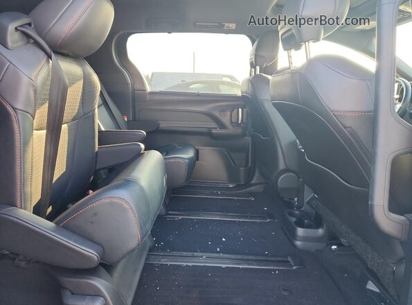 5TDDSKFC3MS022943 2021 TOYOTA SIENNA Black Widok wnętrza z tyłu