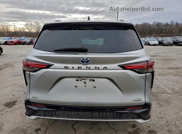 5TDDSKFCXNS061899 2022 TOYOTA SIENNA Серебряный Вид сзади