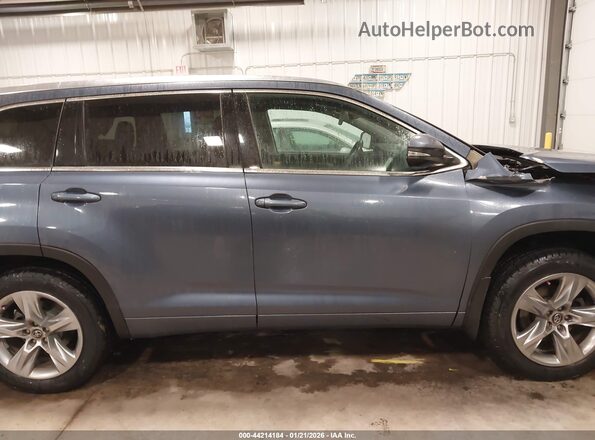 5TDDZRFH2JS833192 2018 TOYOTA LIMITED Blue 360 interior view