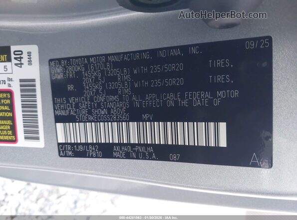 5TDERKEC0SS283560 2025 TOYOTA SIENNA Silver Widok komory silnika