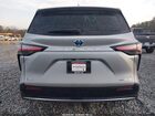 2025 Toyota Sienna Platinum Silver vin: 5TDERKEC0SS283560