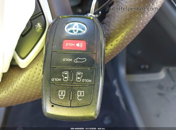 5TDERKEC8MS008585 2021 TOYOTA SIENNA White Widok deski rozdzielczej