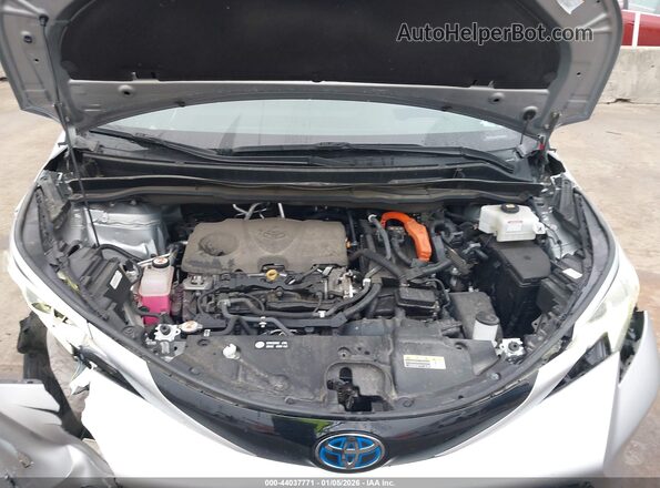 5TDESKFC7MS010282 2021 TOYOTA SIENNA Silver Rear view