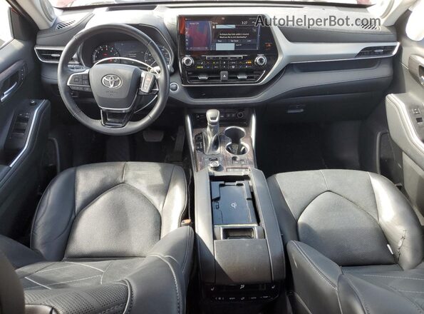 5TDFZRBHXMS097458 2021 TOYOTA HIGHLANDER Красный Вид панели приборов
