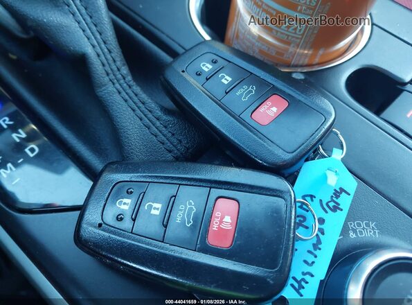 5TDJZRBH6MS104237 2021 TOYOTA HIGHLANDER Серый Вид панели приборов
