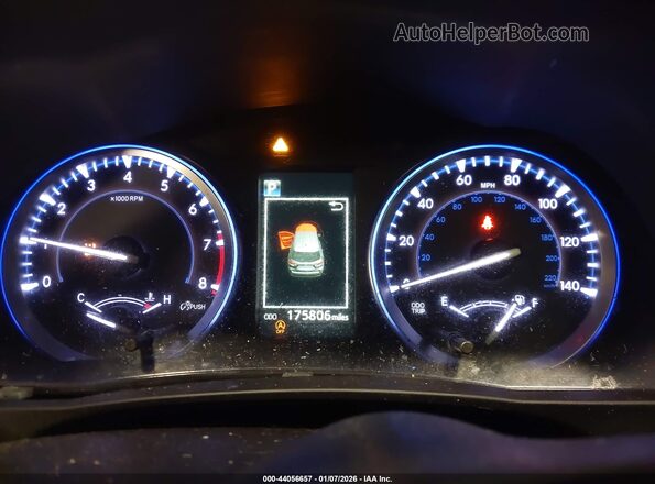 5TDJZRFH2HS416930 2017 TOYOTA HIGHLANDER Черный Вид задних сидений
