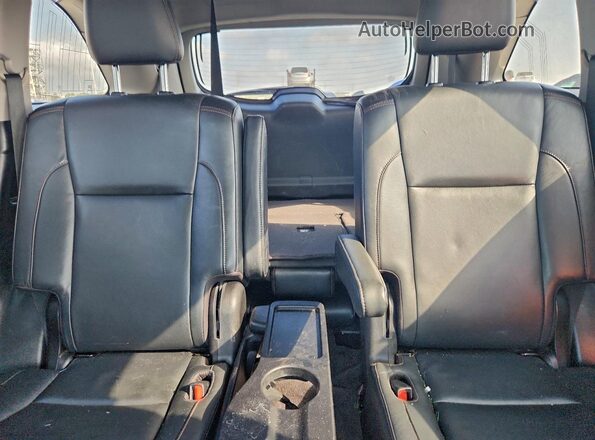 5TDJZRFH2HS467473 2017 TOYOTA HIGHLANDER Серый Вид задних сидений