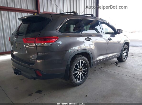 5TDJZRFH5JS812954 2018 TOYOTA HIGHLANDER Gray Задня права чверть