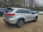 2019 Toyota Highlander Se Серебряный vin: 5TDJZRFH7KS585980