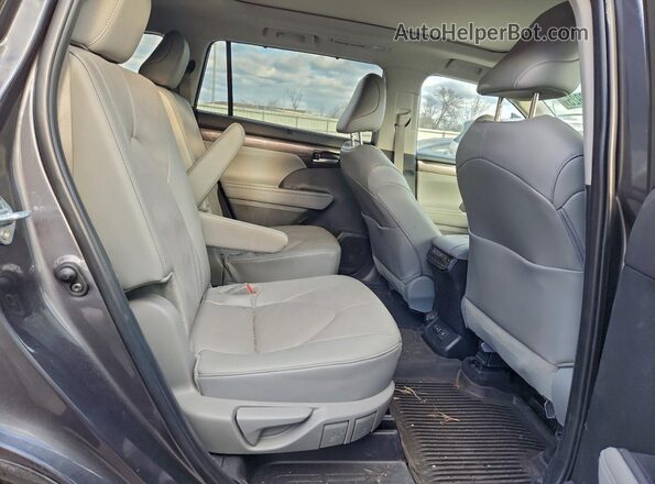 5TDKDRBH7SS577080 2025 TOYOTA LE Угольный Вид задней части салона