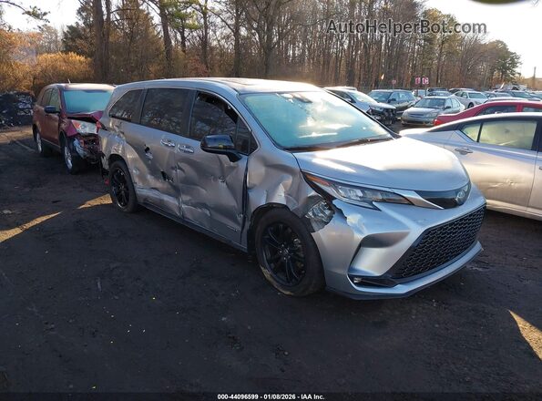 5TDXRKEC2MS023107 2021 TOYOTA SIENNA Серебряный Передняя правая четверть