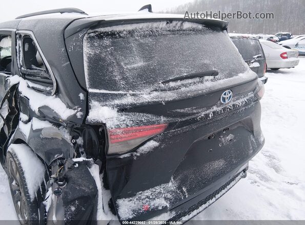 5TDXRKEC2NS075371 2022 TOYOTA SIENNA Черный 