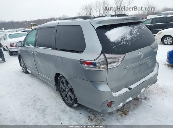 5TDXZ3DC0JS941005 2018 TOYOTA SIENNA Silver Rear left