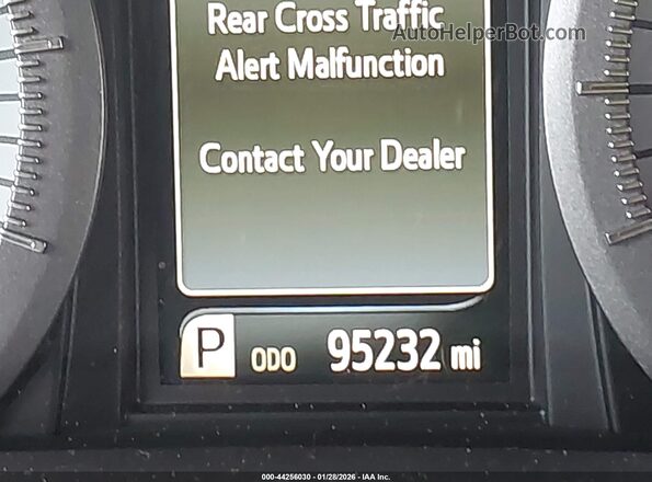 5TDXZ3DC0JS941005 2018 TOYOTA SIENNA Silver 