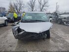 2018 Toyota Sienna Se 8 Passenger Silver vin: 5TDXZ3DC3JS926031