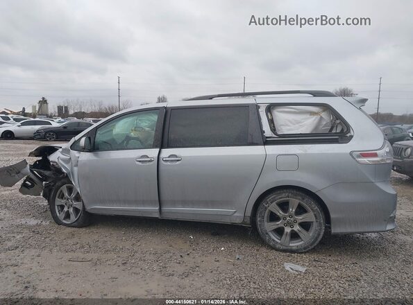 5TDXZ3DC3JS926031 2018 TOYOTA SIENNA Silver 360 interior view