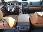 2017 Toyota Sequoia Platinum Белый vin: 5TDYY5G14HS067510