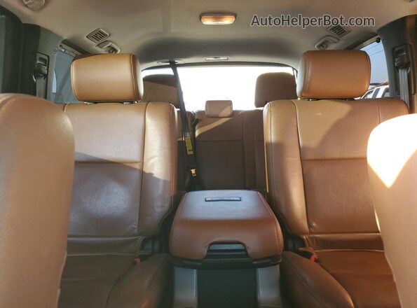5TDYY5G14HS067510 2017 TOYOTA SEQUOIA Белый Вид задних сидений