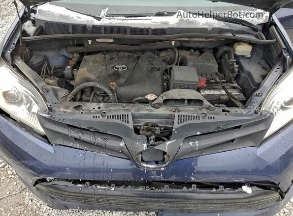 5TDZZ3DC7JS957520 2018 TOYOTA SIENNA Blue ძრავის განყოფილების ხედი