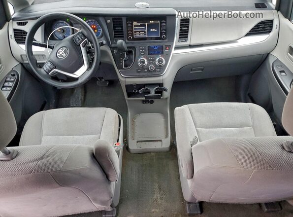 5TDZZ3DC7JS957520 2018 TOYOTA SIENNA Blue წინა პანელის ხედი